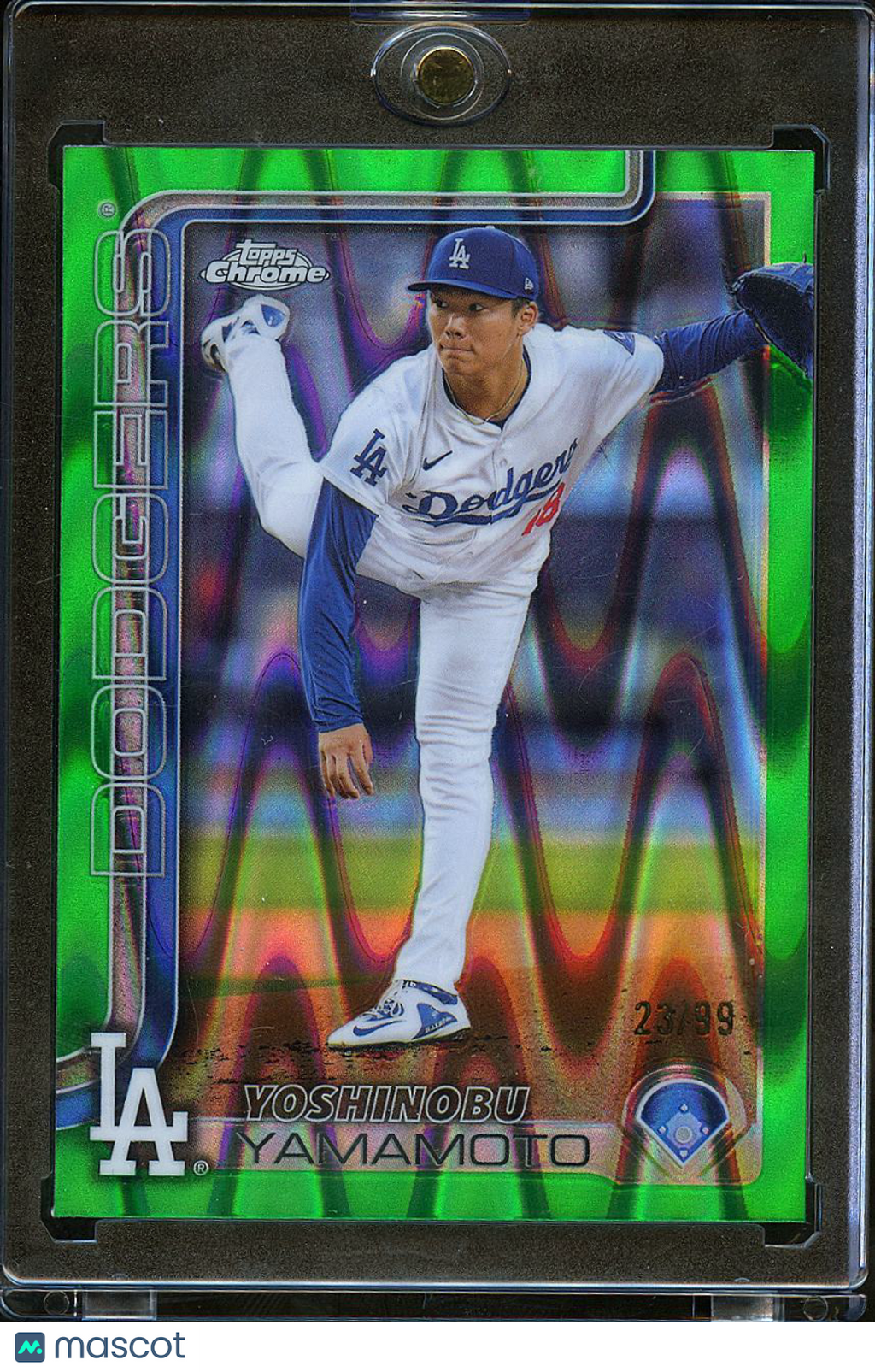 Yoshinobu Yamamoto 2025 Topps Chrome Green RayWave Refractor 23/99 LA Dodgers