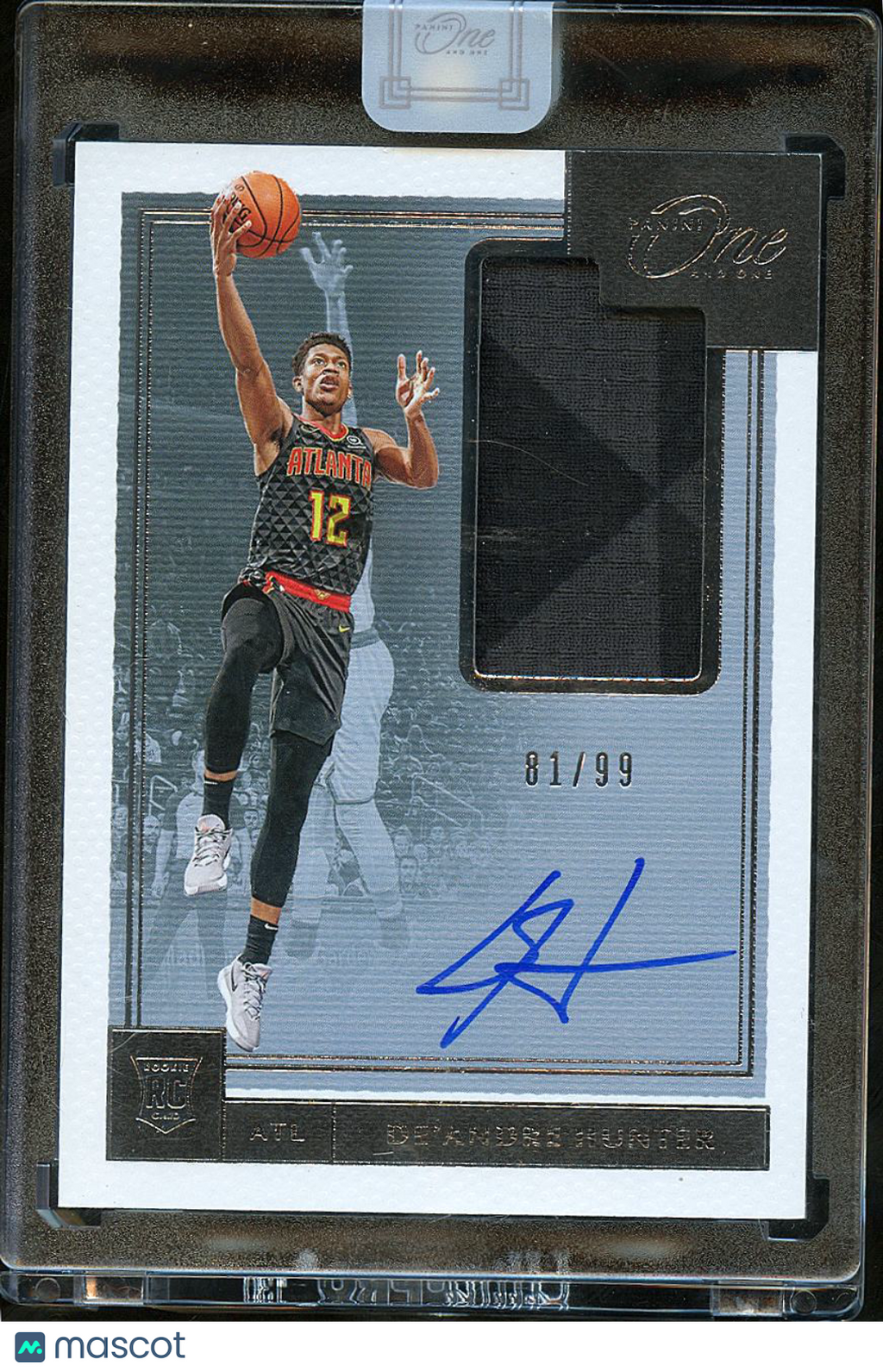 De'Andre Hunter 2020 Panini One and One Auto Autograph Patch RC 81/99 Hawks