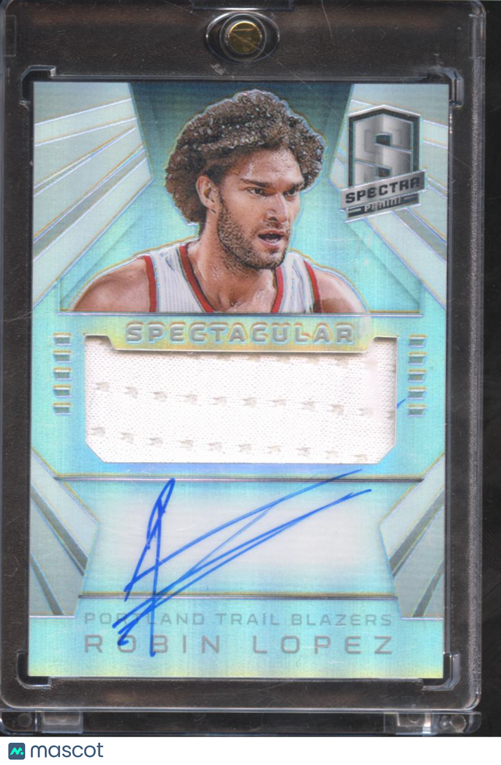 Robin Lopez 2014-15 Spectra Auto Autograph Patch 4/149 Portland Trail Blazers