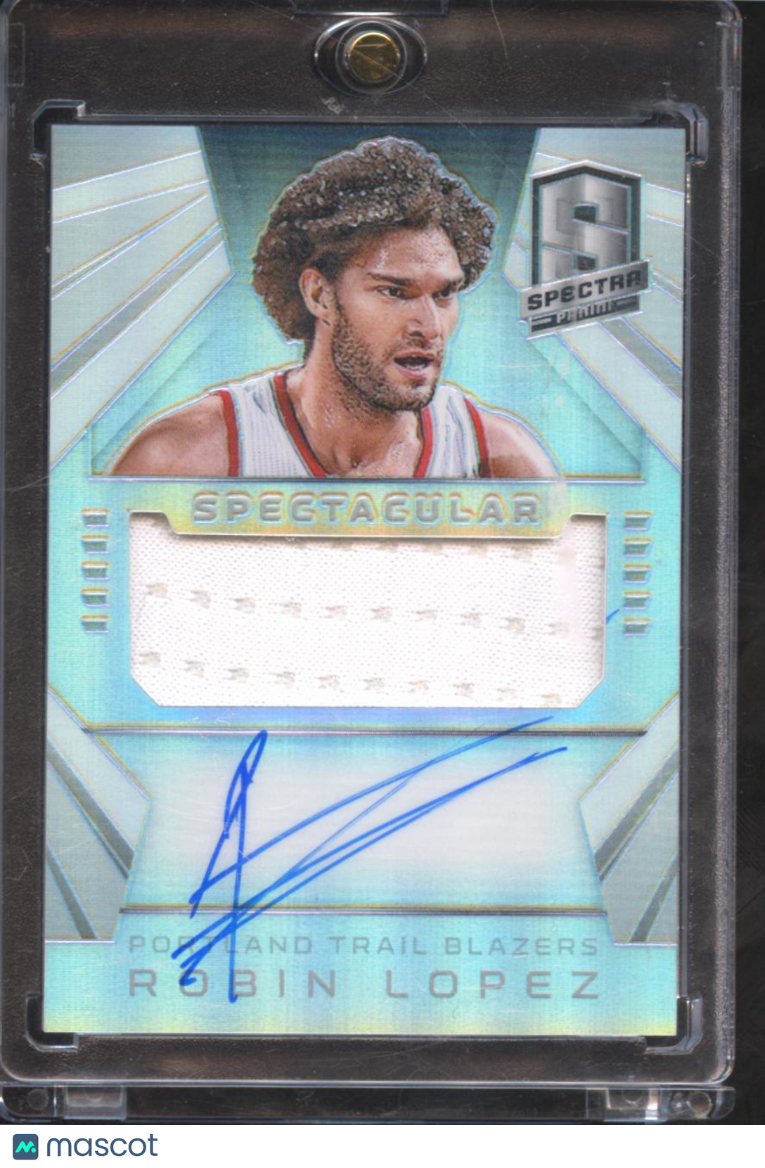 Robin Lopez 2014-15 Spectra Auto Autograph Patch 4/149 Portland Trail Blazers
