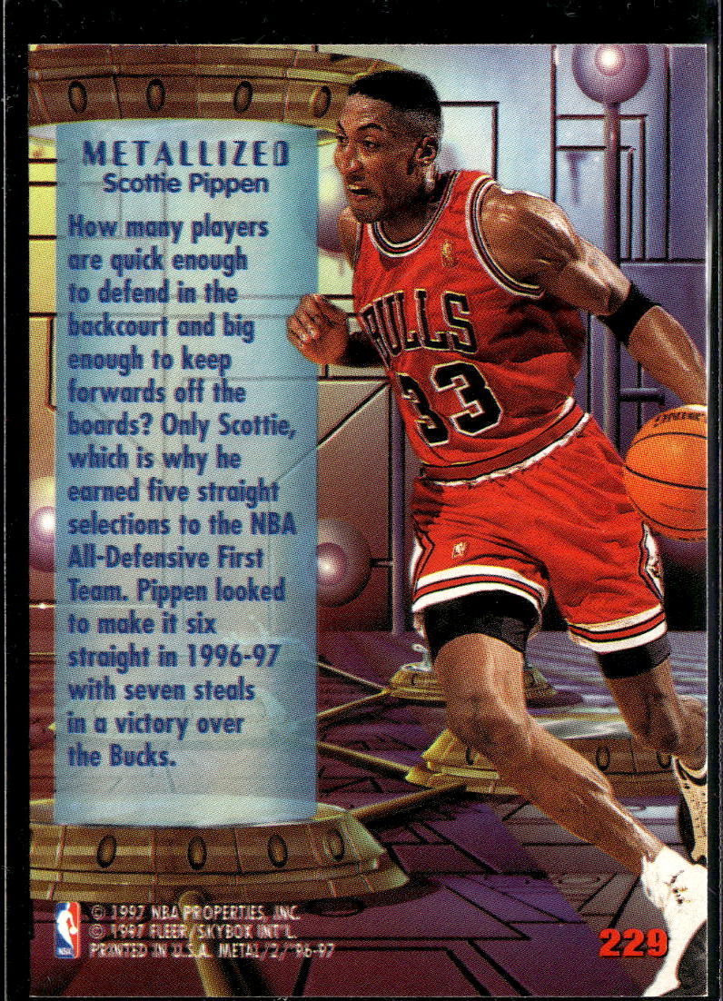 Scottie Pippen 1996-97 Metal Universe Metalized Chicago Bulls