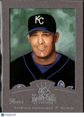 Runelvys Hernandez 2002 Diamond Kings Crowning Moment /250 Kansas City Royals