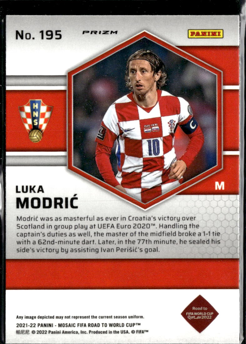 Luka Modric 2022 Mosaic Road to FIFA World Cup Red Prizm Croatia