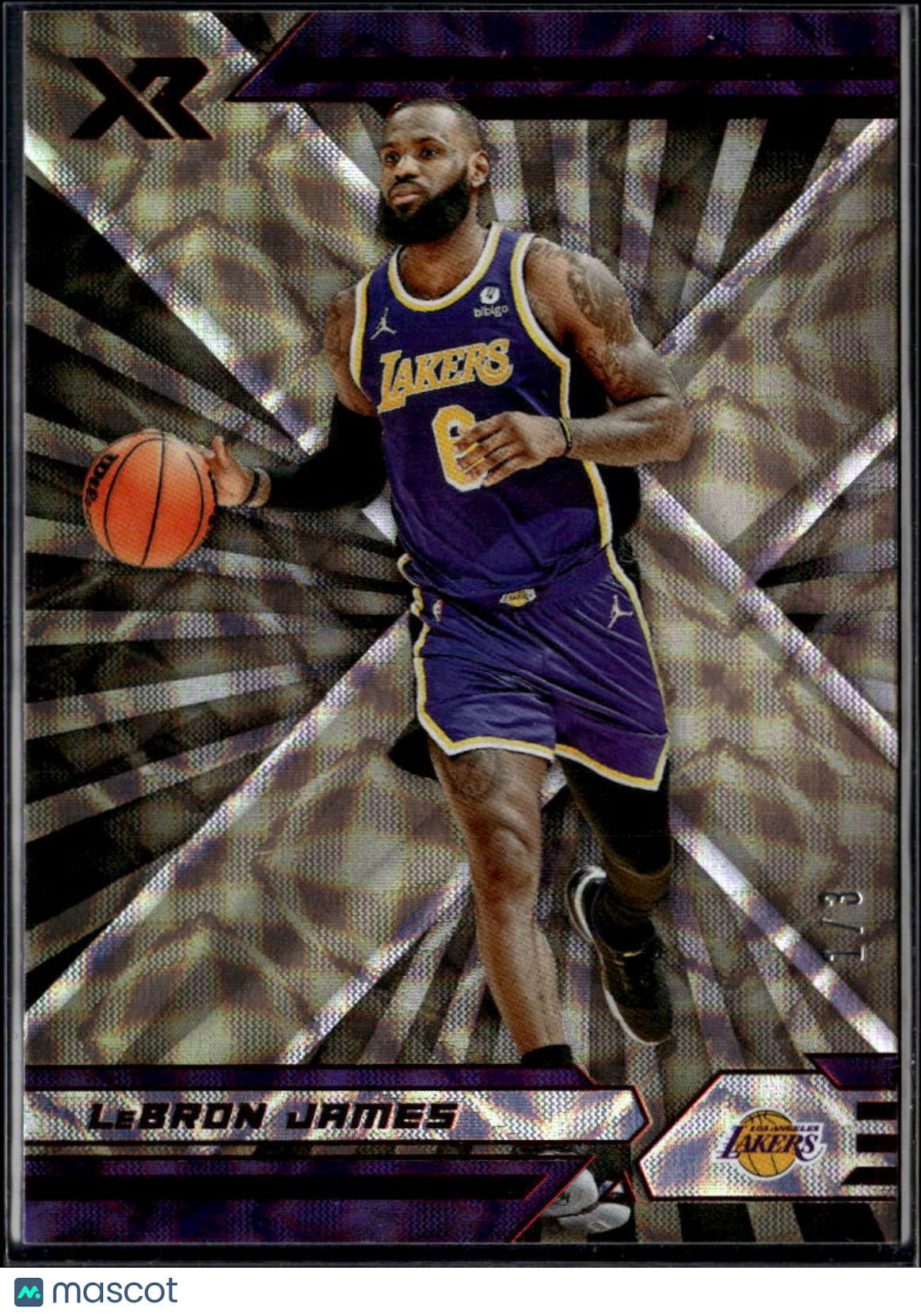 LeBron James 2021-22 Chronicles XR GOLD 1/3 Los Angeles Lakers