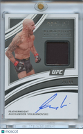 Alexander Volkanovski 2022 Immaculate Auto Autograph Fighter Worn Patch UFC /99