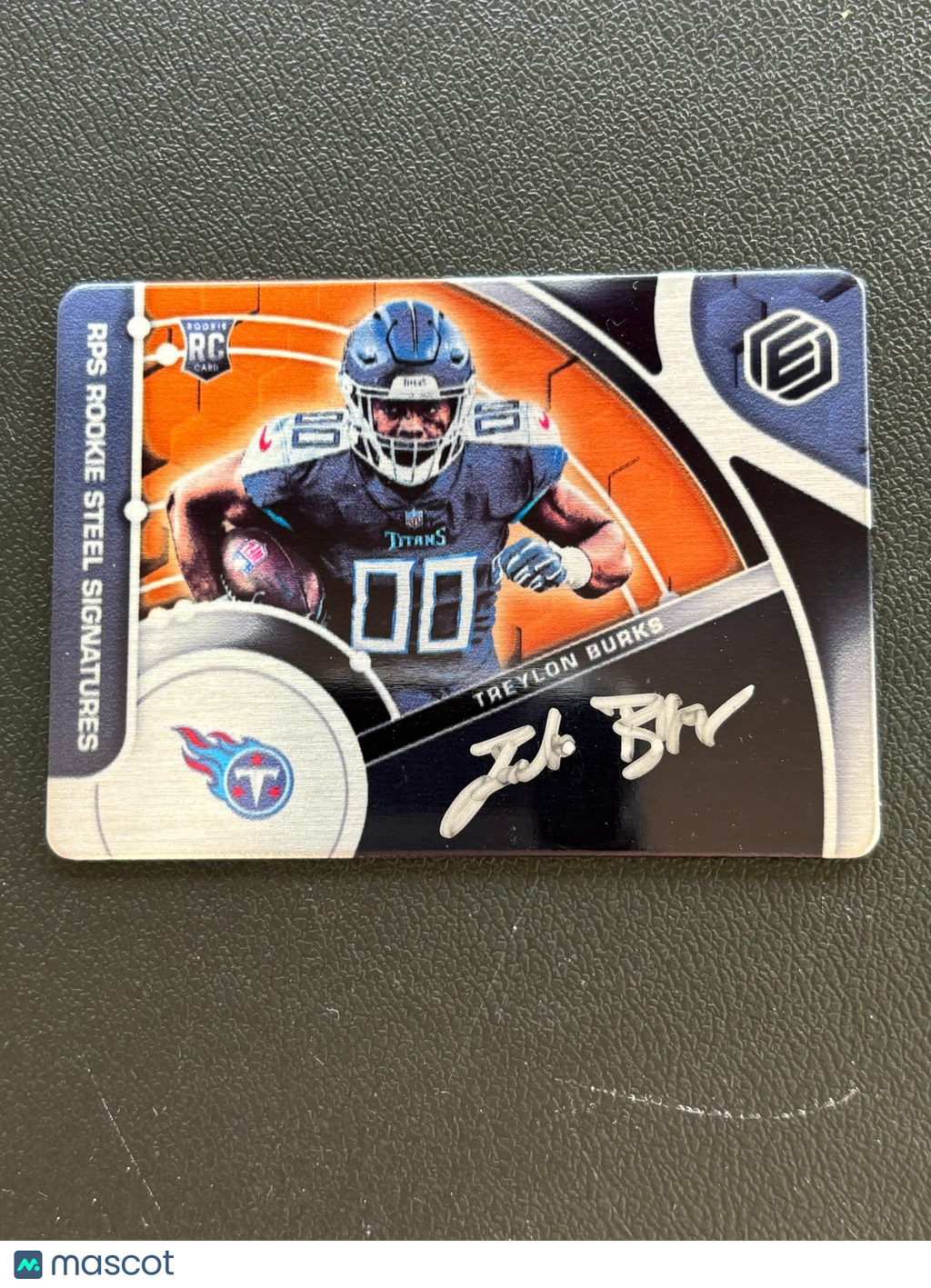 Treylon Burks 2022 Elements Carbon Auto Autograph SSP RC Tennessee Titans 3/6