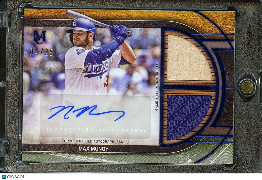 Max Muncy 2025 Museum Collection Auto Autograph Patch Bat Dodgers 4/25