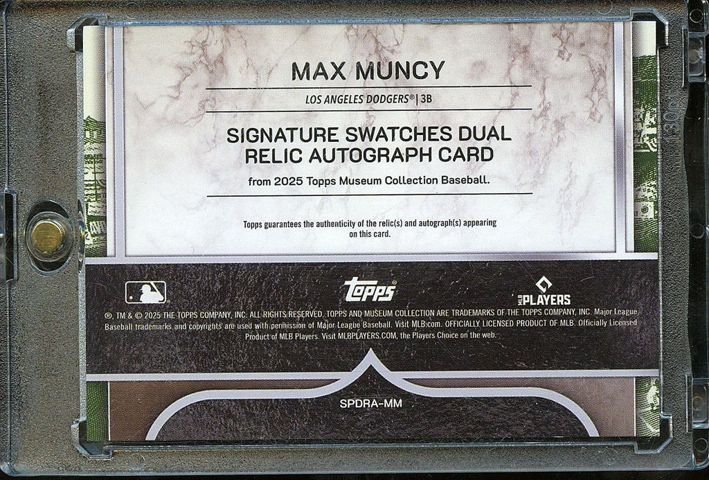 Max Muncy 2025 Museum Collection Auto Autograph Patch Bat Dodgers 4/25
