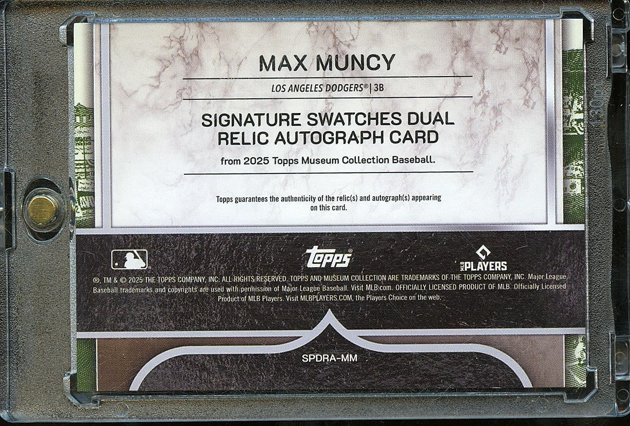 Max Muncy 2025 Museum Collection Auto Autograph Patch Bat Dodgers 4/25