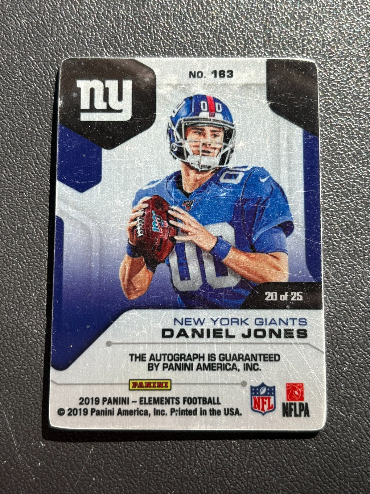 Daniel Jones 2019 Elements Red Auto Autograph SSP RC New York Giants Colts 20/25