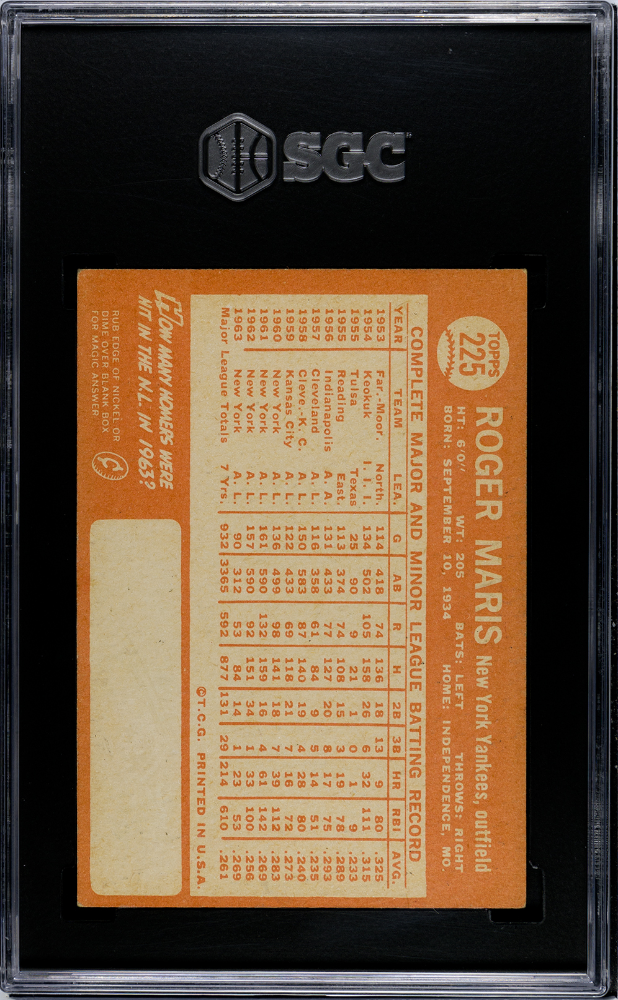 Roger Maris 1964 Topps Card New York Yankees #225 SGC 5.5